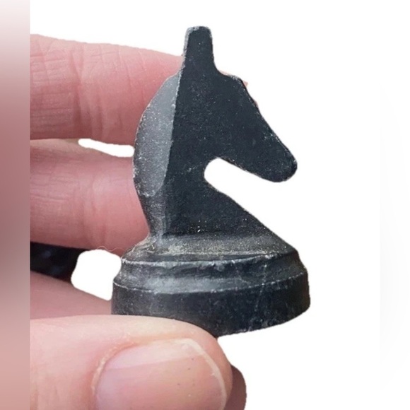 Vintage Black And White Marble Chess Pieces 28 Pieces Total - Picture 12 of 12